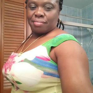 Meet your Posher, Beverly